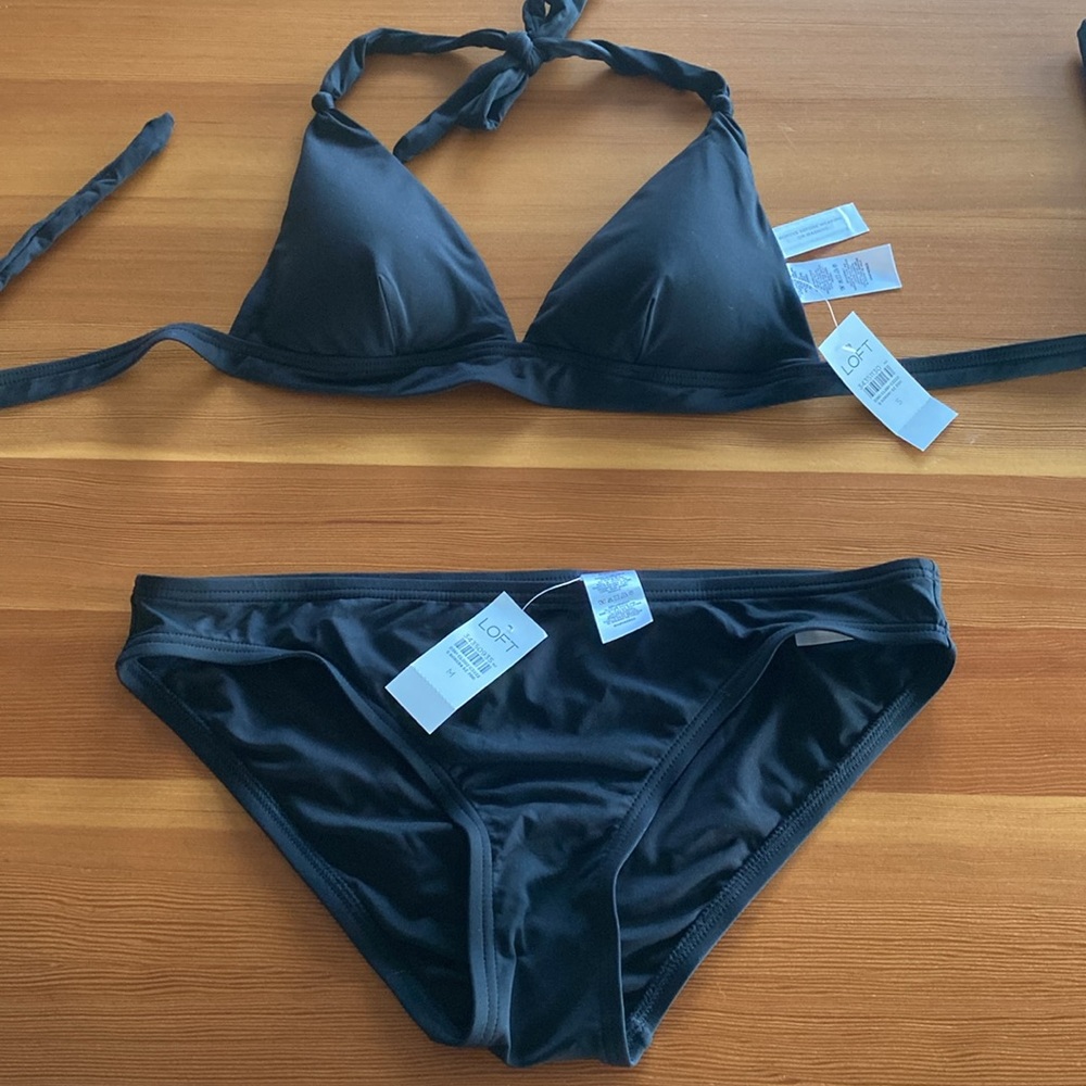 NWT LOFT Beach Halter Bikini Top (S) & LOFT Beach Classic Bikini Bottom (M)